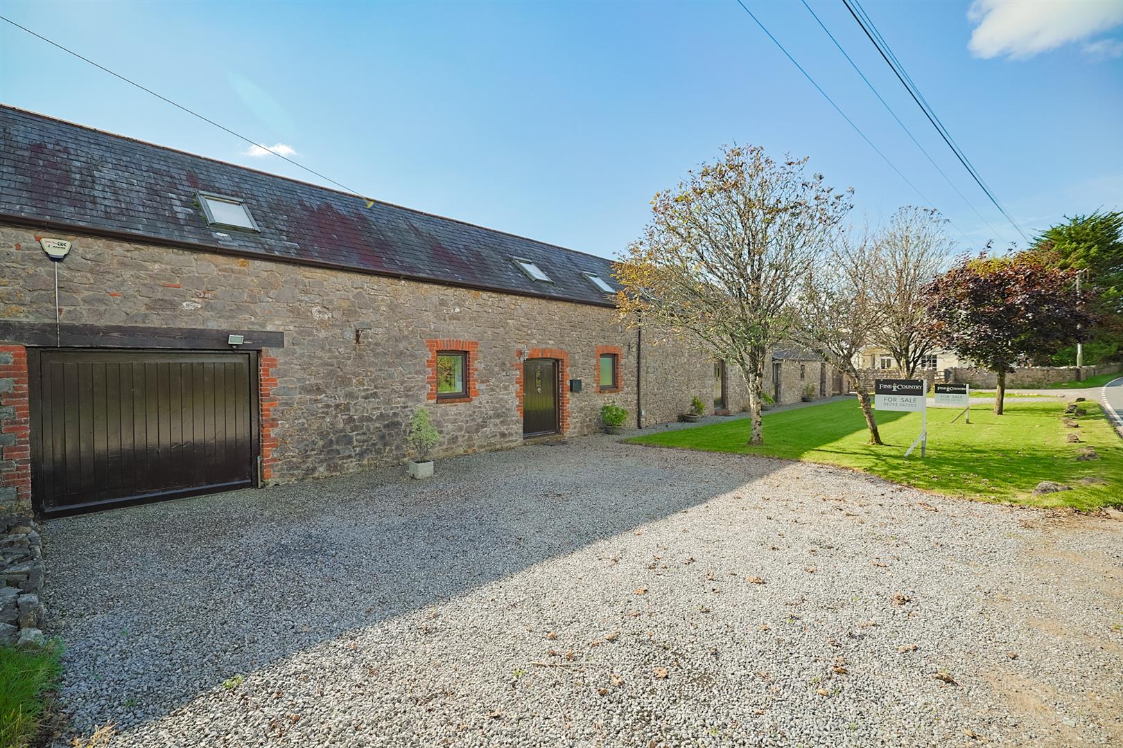 2 Little Highway Mews, Pennard Road, Pennard, Swansea, SA3 2AD